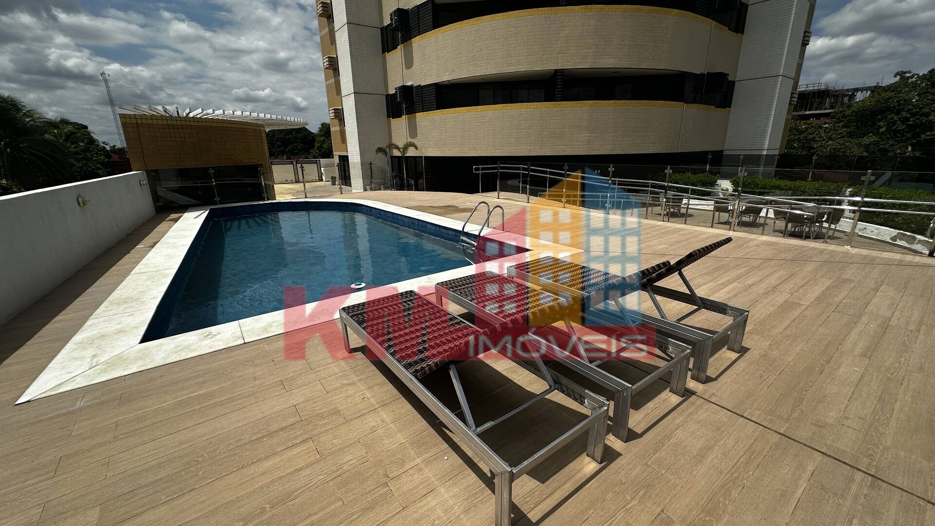 Apartamento à venda com 3 quartos, 136m² - Foto 18