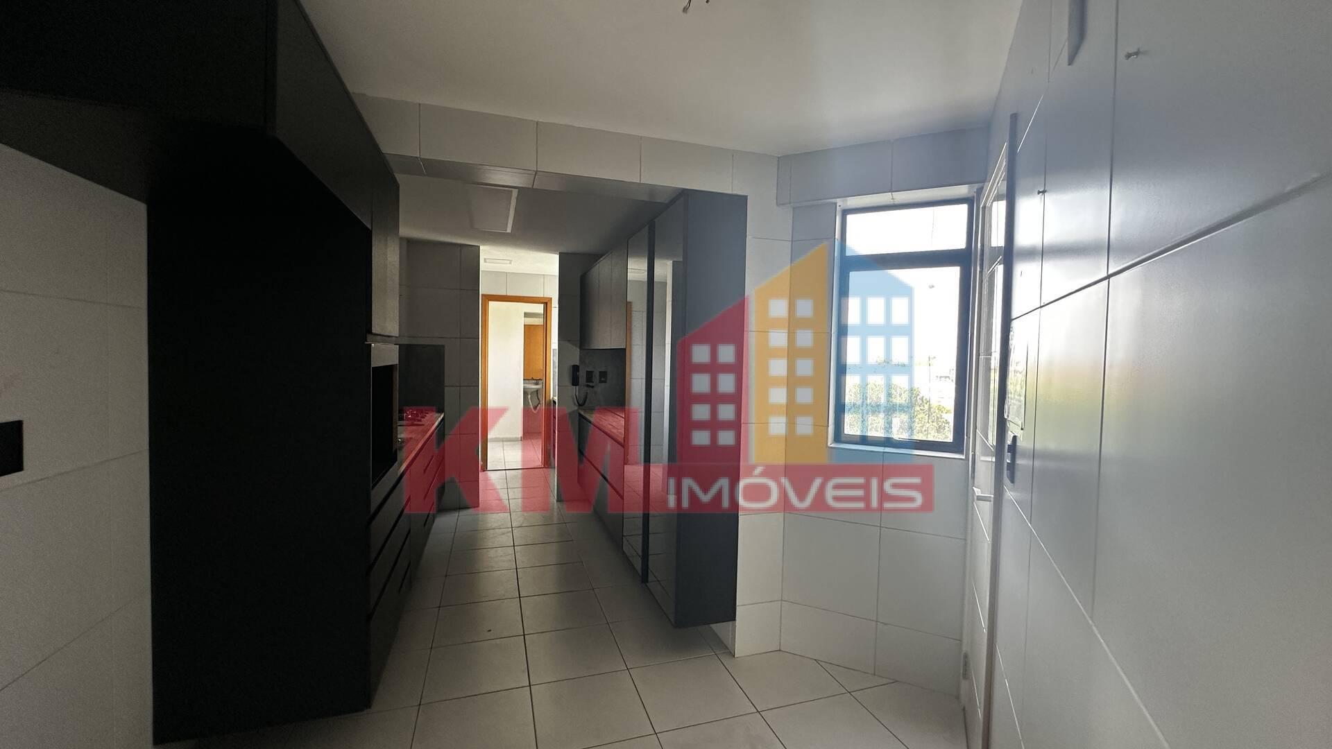 Apartamento à venda com 3 quartos, 136m² - Foto 14