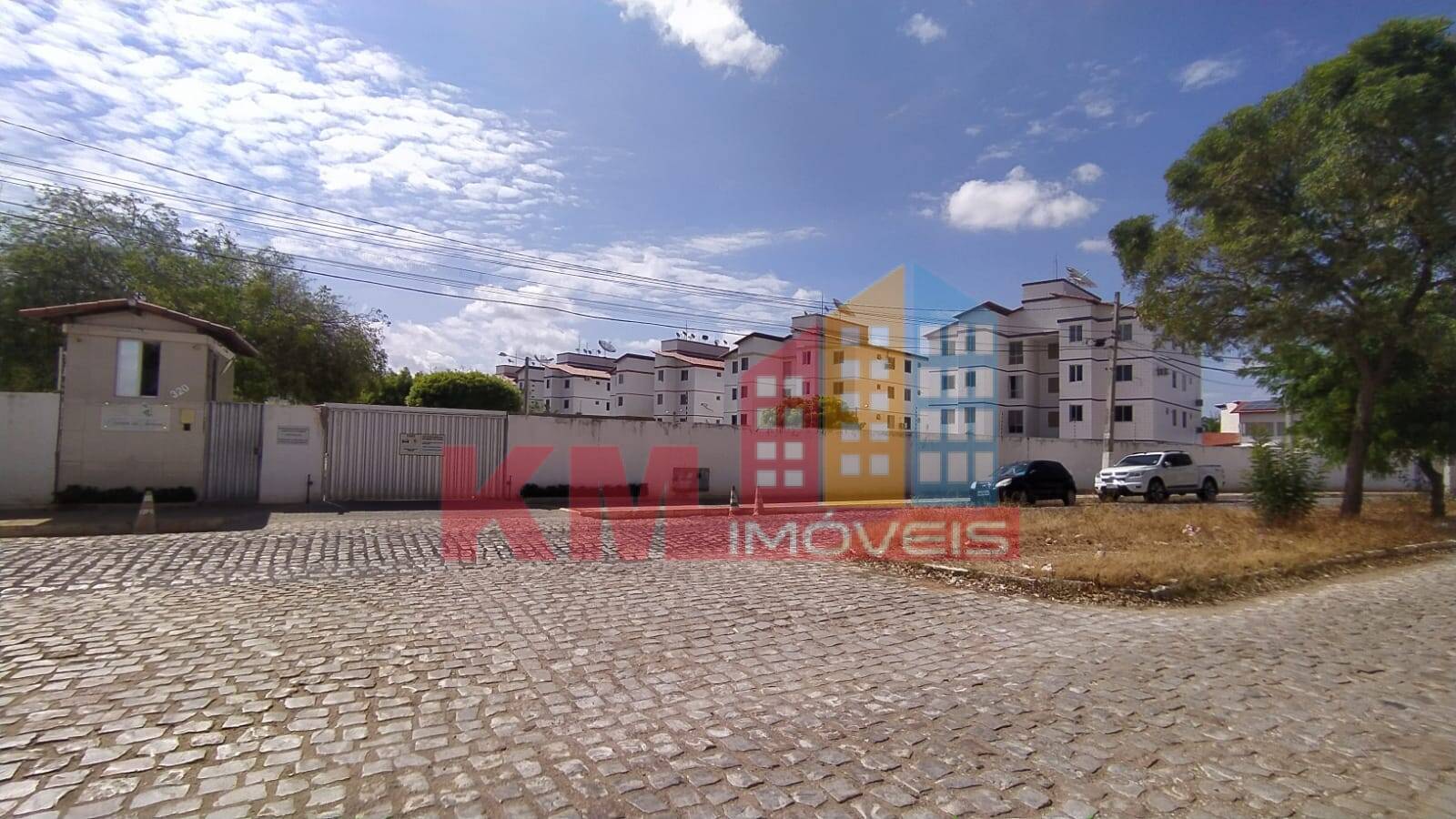 Apartamento à venda com 2 quartos, 45m² - Foto 2