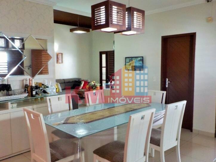 Casa à venda com 3 quartos, 240m² - Foto 12