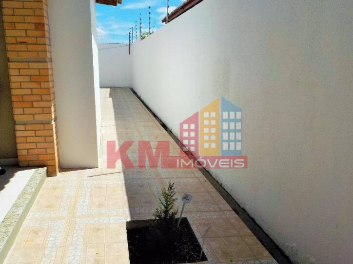 Casa à venda com 3 quartos, 240m² - Foto 29